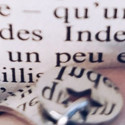 I ♥️cocher des cases sur Pronote. 🧐 des langues agglutinantes sur son temps libre. Mais c'est + compliqué que ça.