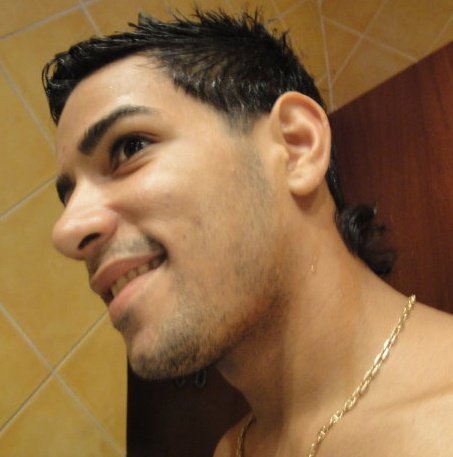 alepr18's profile picture. 