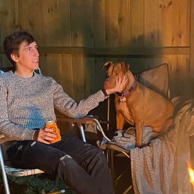 29. I play world of warcraft. Ranged DPS player in the guild Pugs With Benefits and JGGBT. 9x CE raider, M+ gamer, mediocre TFT player. #4 on many frisbee teams