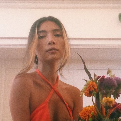 Ashley Lukashevskyさんのプロフィール画像