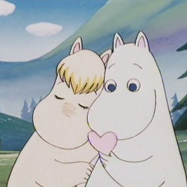 mochicharly's profile picture. romanticizing my life