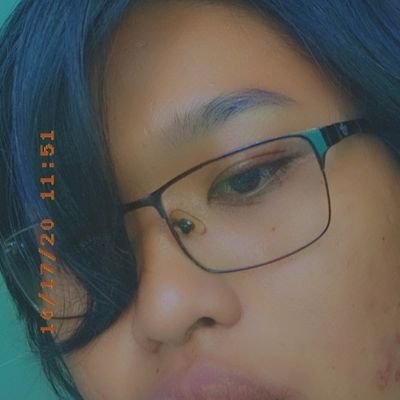 tan_stef's profile picture. life is better with good food 😍