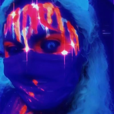 abbieFlowers4's profile picture. I just dyed my hair again so if you knew me before no you don’t.💚🤭snap: applegail14