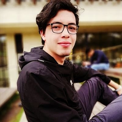 OwlNicko's profile picture. Pipo