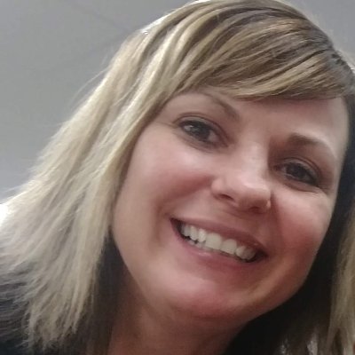Wife/mom/2nd grade teacher/Nebraska born/Husker fan/loves adventures with friends and family