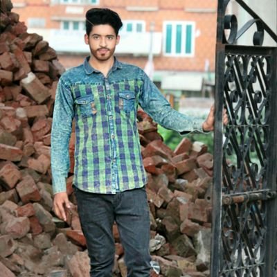 HAMZAMU84513184's profile picture. MOGAL