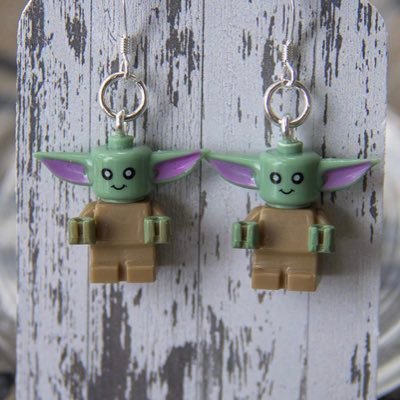 BricksWFriends's profile picture. I made Lego necklaces for my son's 7th bday. After so many fun conversations around them, I started the adventure to share them with Brick Lovers everywhere.