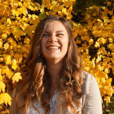 Founder, marketer, with an allergy to bulls*it.
Born in #Romania, raised in #Italy, currently living in #Germany.