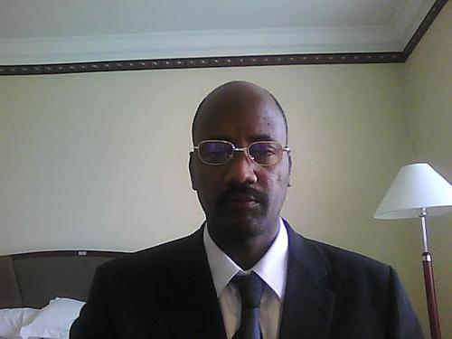 zakiamin1's profile picture. لو بأيدي اعيش بينكم مدي الايام