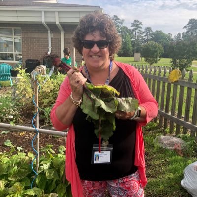 Gifted Resource Teacher VBCPS #GardenBreakfastClub ☀️#CommunityGardenSeatack 🌱 School Garden Guru, Environmental Education Advocate, & Beach Enthusiast 🌊