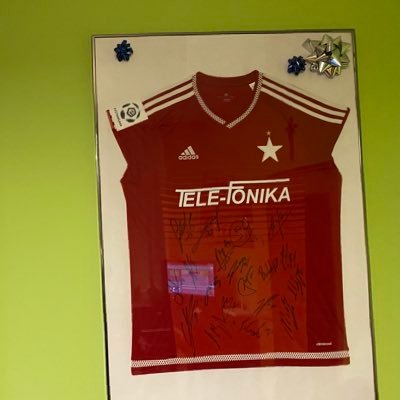 Bari1906's profile picture. 