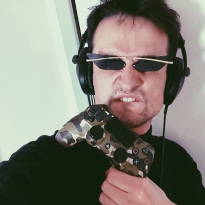 kyleissodopeyo's profile picture. 16 but pass for 22 in a hoodie. don't hate the playa hate the gama (gamer)