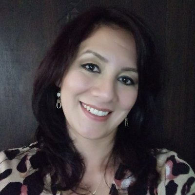 rebecaurdanegui's profile picture. 