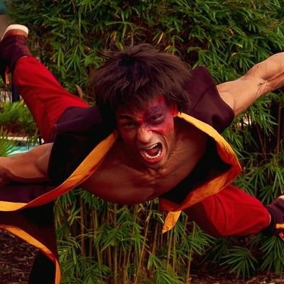 https://t.co/De6tLiWhwP

- #Parkour instructor
- Live #performer
- Movement and #fitness enthusiast
- Casual #cosplayer