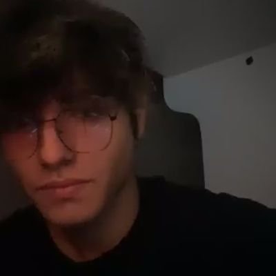 Selcan07736597's profile picture. 