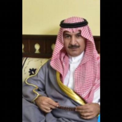 أنَامُ مِلْءَ جُفُوني عَنْ شَوَارِدِهَا وَيَسْهَرُ الخَلْقُ جَرّاهَا وَيخْتَصِمُ (العصاة )( مكاسر العنبر )