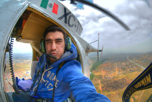 AlexBertheau's profile picture. Fotógrafo y Documentalista de México. Siempre buscando historias para compartir.