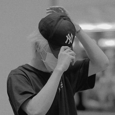 DecemxNovem_'s profile picture. แพ้เป็นพระ มะระเป็นผัก