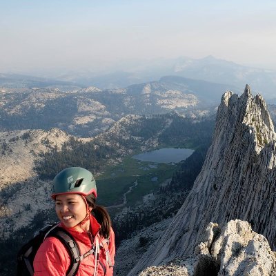 Always adventuring, preferably outdoors 🧗🚵 ⛰️🧘🏽
Always asking - What are you afraid of?