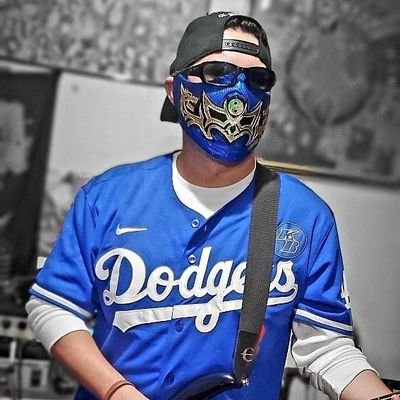 Joshhootenany's profile picture. Sleeper by day, Hotel Auditor by Night, Rhythm guitarist and Bassist... on different nights 😅

check out @unsanctioned_band on IG