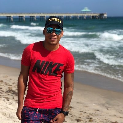 CEO @mrblessedclothing 👔 / Mercado financeiro.📊
Italy/Brasil 🇮🇹🇧🇷📍
Pai do Nicolas 👶🏽💙
Personal trainer 🔥