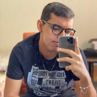 To aqui pra fazer meu TCC, é isso 😌😏🤤