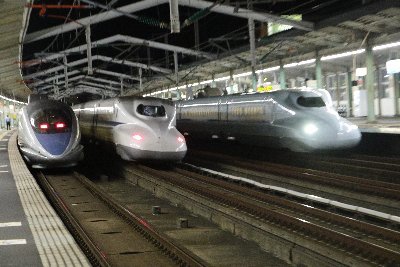 高速バス 鉄道 水泳が好きな男です よろしくお願いいたします。大阪生まれ 長野育ち 南信・中信のことなら だいたいわかります。 (フォロー主体自分からつぶやくときは 時々呟きます〕<2018年3月シエンタHV購入>
目標:全国室内長水路<50m室内温水プール>調査
高速バス専門 youtubeを立ち上げる