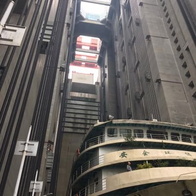 mira__xiog's profile picture. A Beautician,and An Avid reader//美容师和狂热的读者。