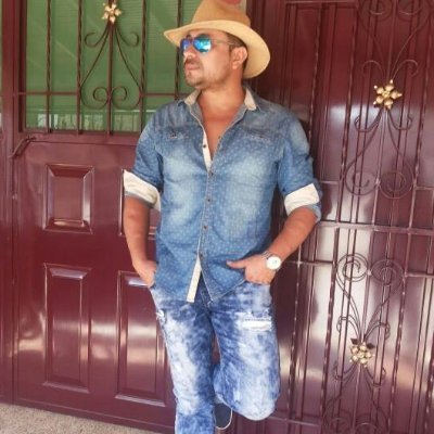 Nixon26914239's profile picture. compartir