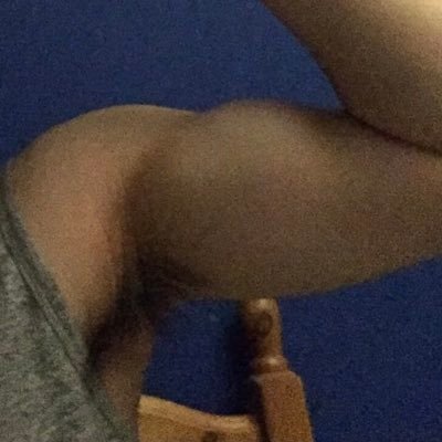 I’m 30. Scottish born chinese Top.All content are me.Into muscles, armpits, feet, jockstrap, men in tank tops. Over 18 only. Telegram: aznarmpits