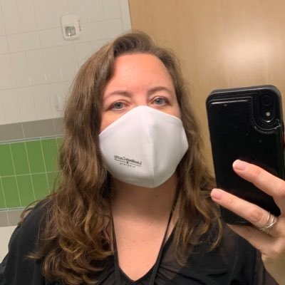 Born in the Midwest, raised in the deep South. Mom of 3, lawyer, book lover.
