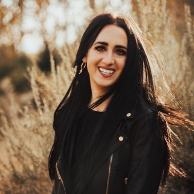randischu's profile picture. Be a nice human. 🌱♥️🌎✌🏼