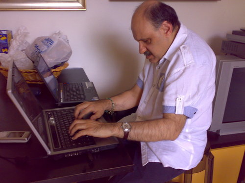 valterscarfia's profile picture. curioso di tutto! musica da ascoltare e suonare, informatica, lettura, viaggi.