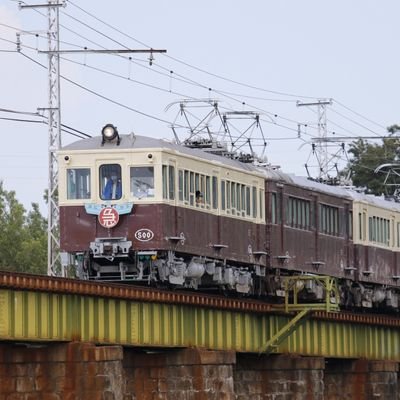 大阪(寝屋川)に生息する、鉄道ヲタク＆阪神タイガース大好き人間です。
日々感じたことをツイートしています。
鉄道・飛行機（旅客機専門）が好みで専ら写真撮影に勤しんでおります。

愛車は日産ティーダ(C11型)