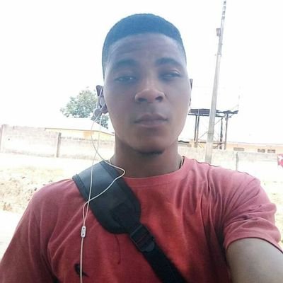 1e586266fc2d414's profile picture. human
