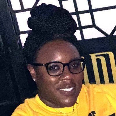 the_ellemm's profile picture. 