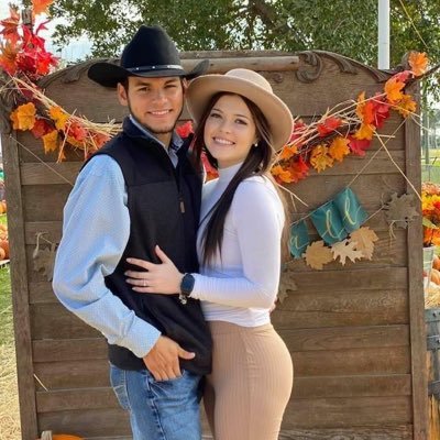 varnado19's profile picture. @justineloechel_💍❤️