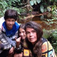 TicaB (@anatriciab) 's Twitter Profile