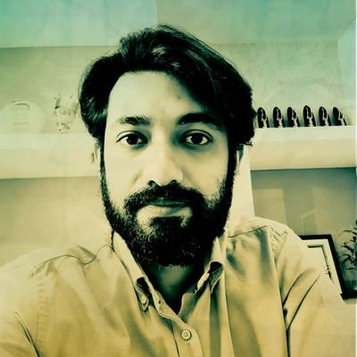 mohanisin's profile picture. Marketer•Painter•Delicious chocolate cake Baker•Avid food video watcher •'Design can change the world' Believer•Fitness Enthusiast•Views personal