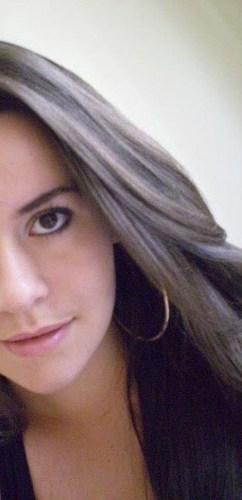 Ela acreditava em anjo e, porque acreditava, eles existiam. ;)