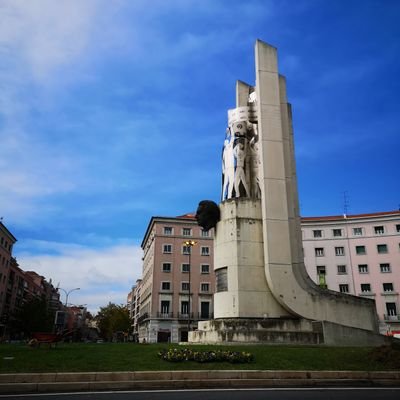 TheIloper's profile picture. Just me