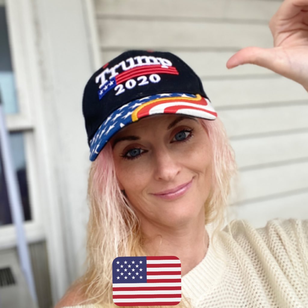 ❤God+family+country❤Married my soulmate❤ 🇺🇸American conservative republican🇺🇸 #MAGA #DRAINTHESWAMP #womenfortrump #2A #Trump2020