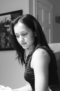 MomAtTheBarre's profile picture. New Yorker. Fitness-Junkie. Runner. I blog about NYC's incredible fitness scene