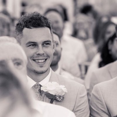 miketurner93's profile picture. 🔴⚪️⚫️