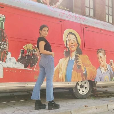 Criistina0's profile picture. 🎬 Compositora de VFX 
📍 Sevilla - Madrid

✨La suerte está cambiando, volvamos a empezar.