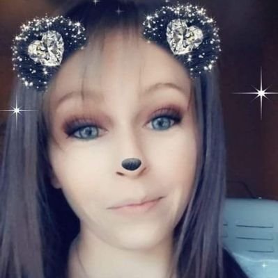 AmandaL92983 Profile Picture