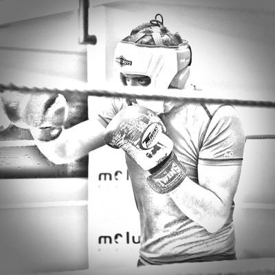 Nutricionista 🍎
Máster Nutrición clínica y patologías digestivas 🦠
Campeón de boxeo 🥊 Extremadura -91Kg/2018🥇
Campeó España Bjj AEJJB 2024 🥇
Ex-obeso 🎖️