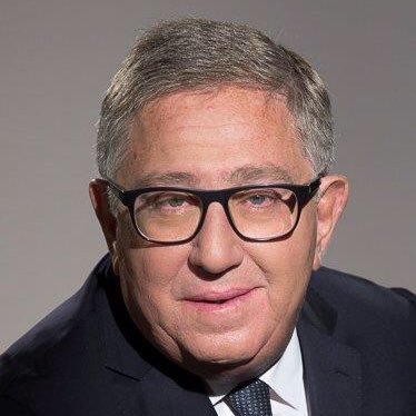 Entrepreneur et visionnaire 🇫🇷🇫🇷Businessman visionary in Mobility and Real estate😄Curious