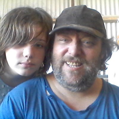 johnedw26975364's profile picture. just an average bloke tying to get by