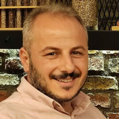 Doç. Dr. Özkan Öztürk
-İstanbul Kartal Anadolu İmam Hatip Lisesi (97')
-Tekirdağ Namık Kemal Üniversitesi İlahiyat Fakültesi Tasavvuf